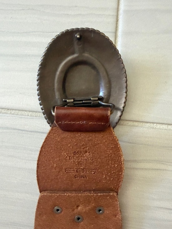 VNTG Fossil Brown Leather Decorative Western Belt with Medallion Buckle